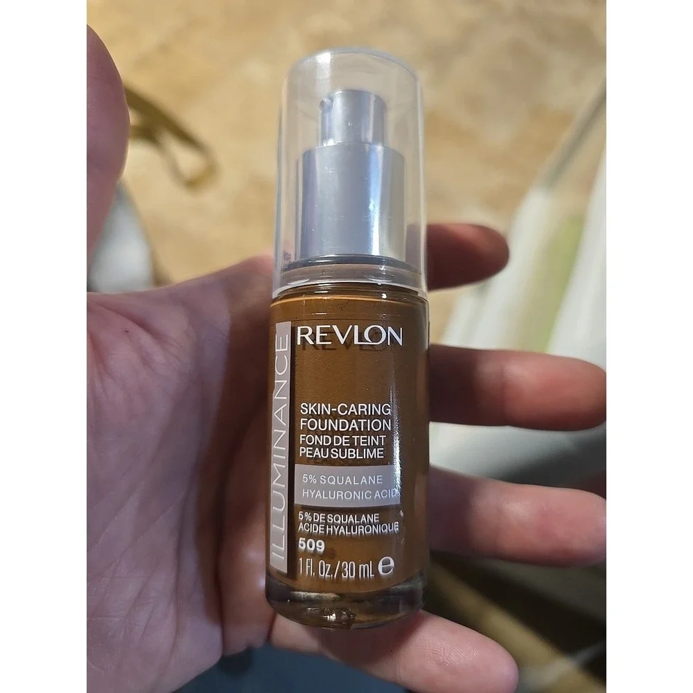 Revlon Illuminance Skin-Caring Liquid Foundation Makeup, 509 Sandalwood New
